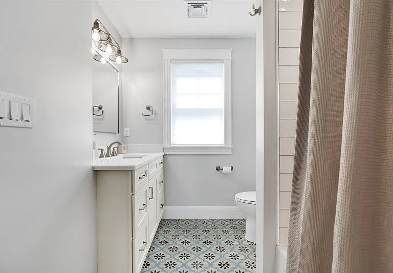 8 Avenue 2 — Photo 26