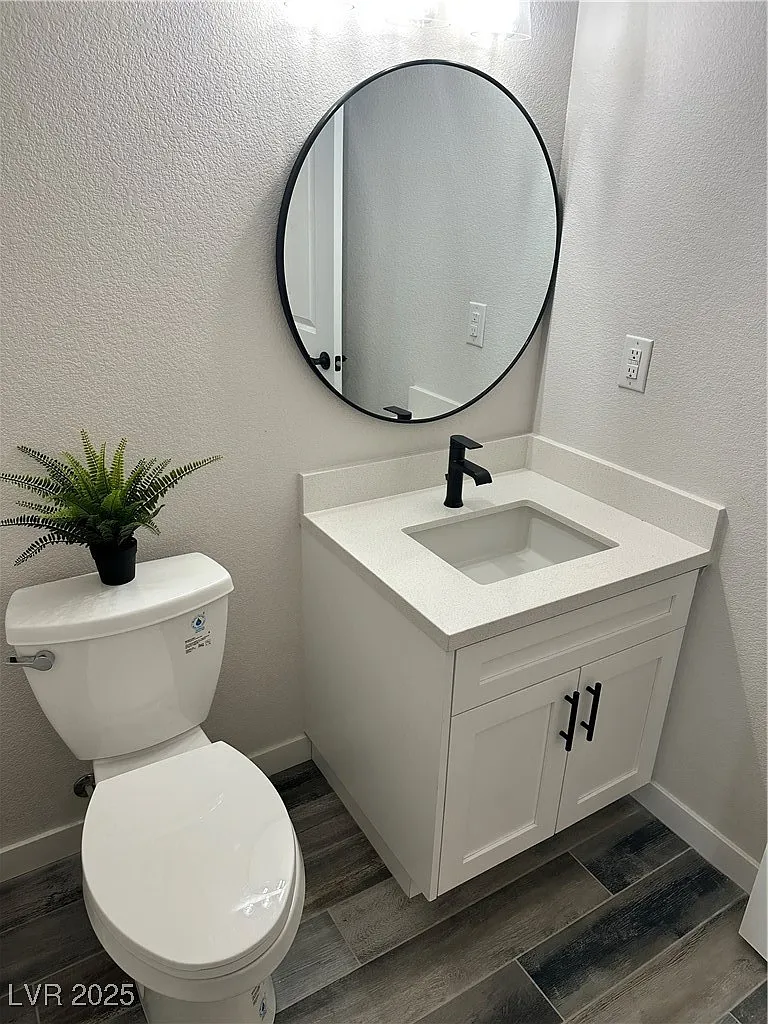 3 bed, 2.5 bath, 1970 sqft, $2,550 — Photo 2