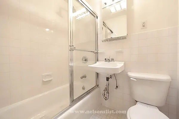 Rented by Nelson Aybar, LREB | media 5