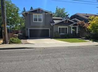 333 NE Fetzner St, Grants Pass, OR 97526