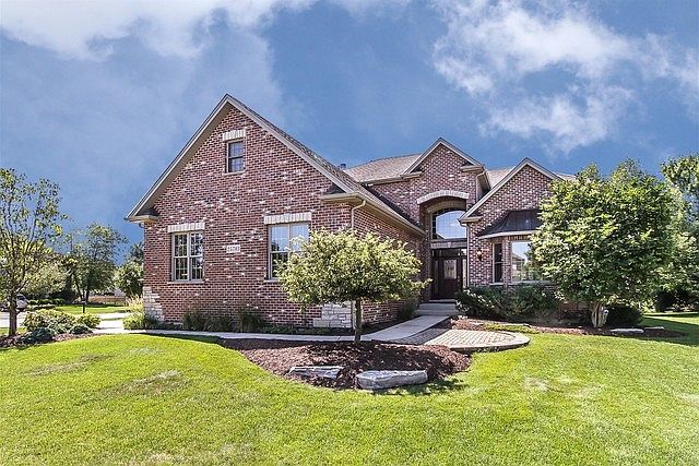 1st image of 25703 W Blakely Ct