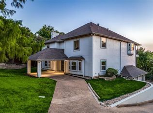 904 Crowley Rd, Arlington, TX 76012