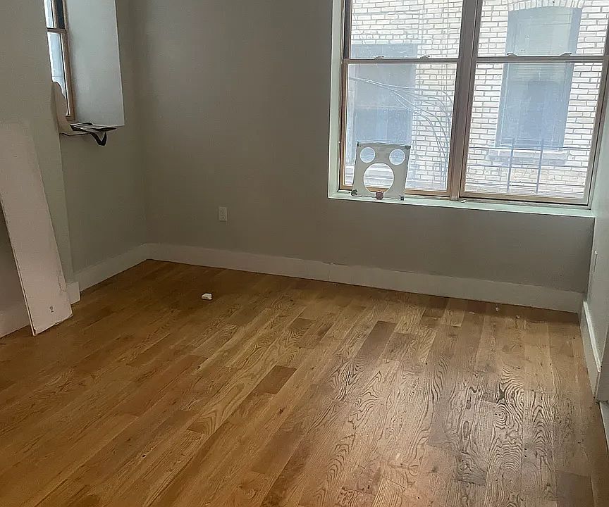 1st image of 49 W 167th St #2