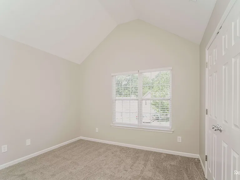 5930 Brookfield Pointe Dr — Photo 11
