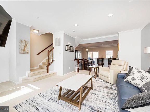 4th image of 3564 Sprigg St S