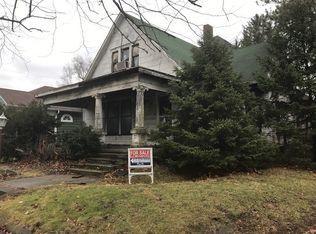 2037 N 7th St, Terre Haute, IN 47804