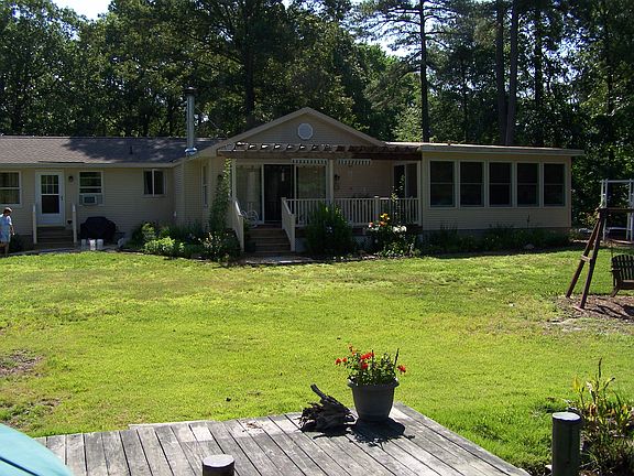 great bdeck and sunroom