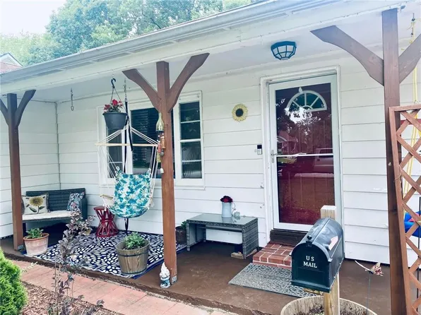 10700 E Lexington Ave, Independence, MO 64054