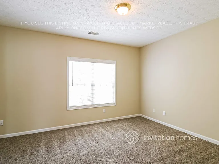 312 Glouchester Dr — Photo 16
