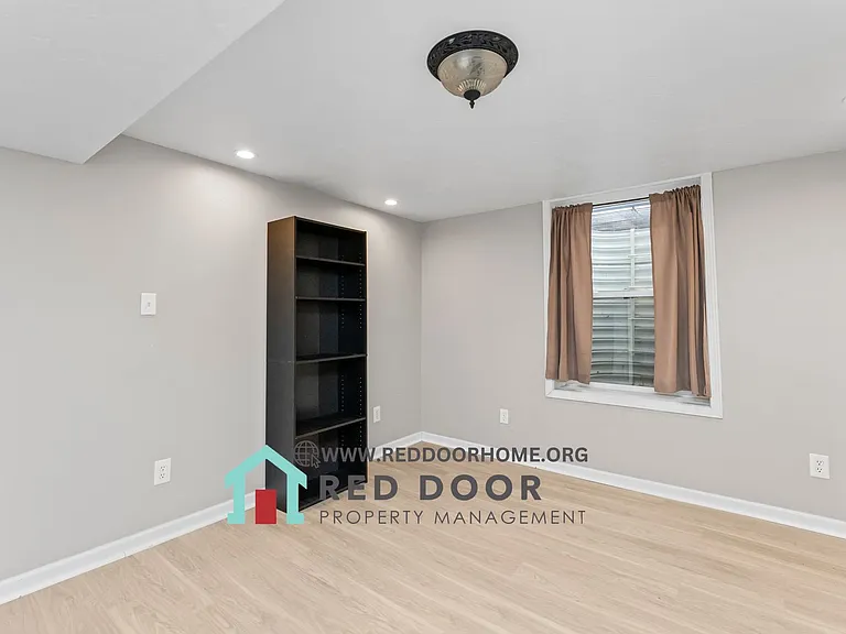 2209 1st Ave S — Photo 11