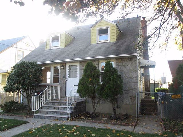 1st image of 15 Capital Pl #1