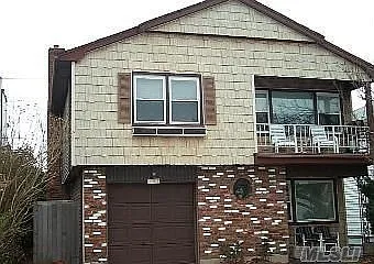 107 Mitchell Ave photo 1