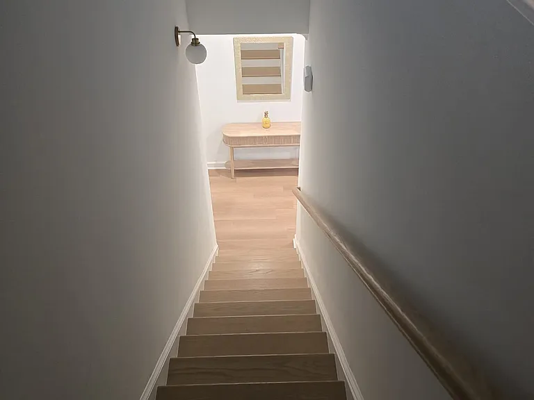 Moray Dr — Photo 11
