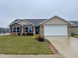 17225 Hudson Cv, Huntertown, IN 46748