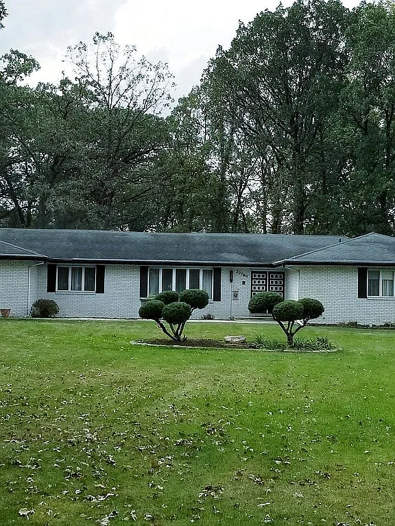 22700 Sherman Rd photo 1