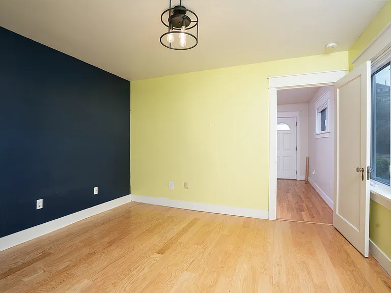 3107 N 31st St — Photo 16