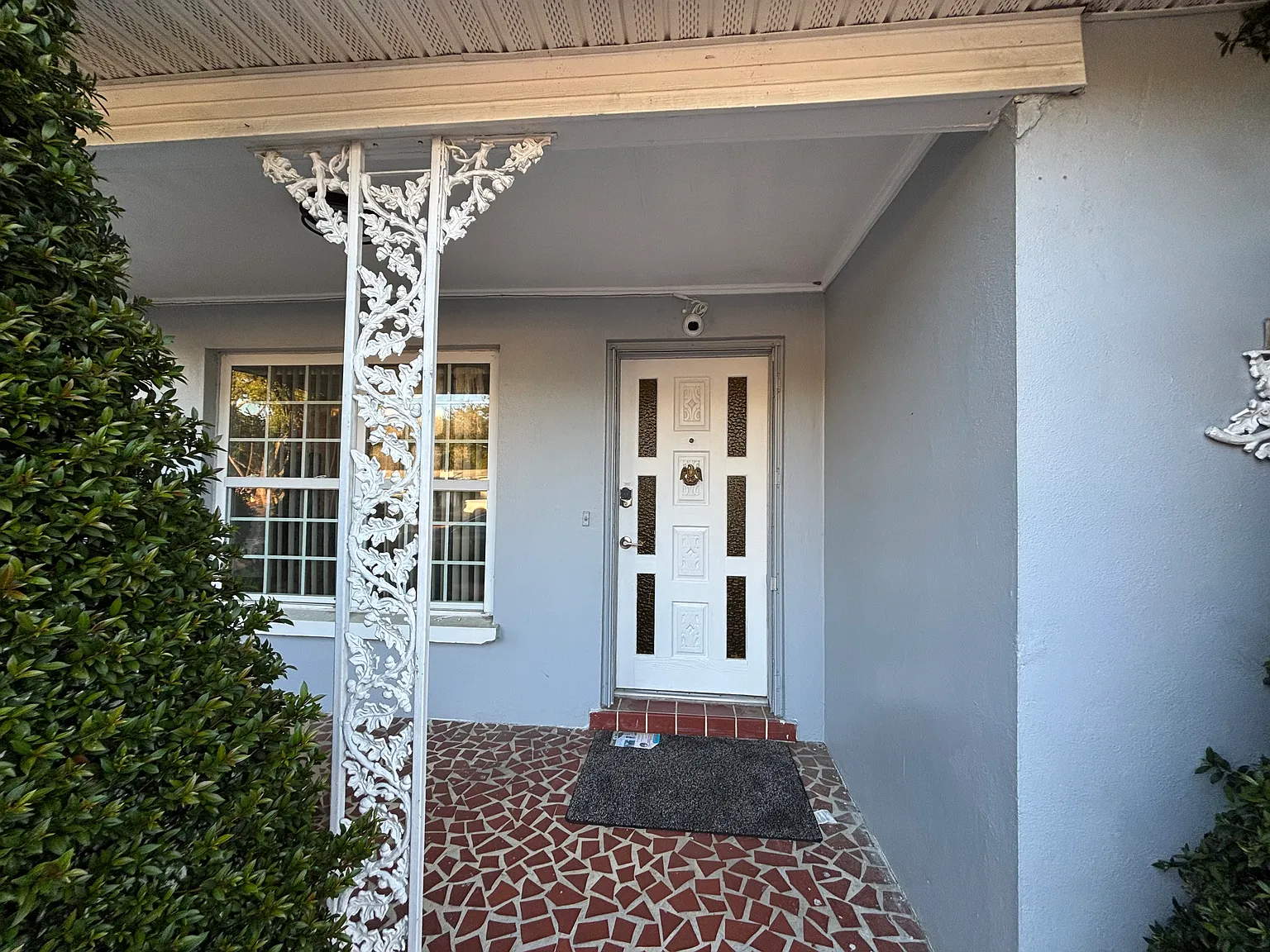 1215 S Keene Rd — Photo 2