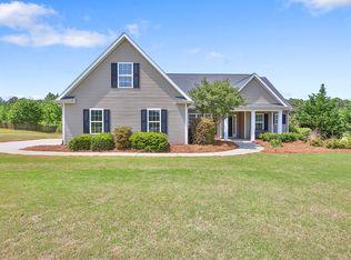 209 Meadows Dr, Senoia, GA 30276