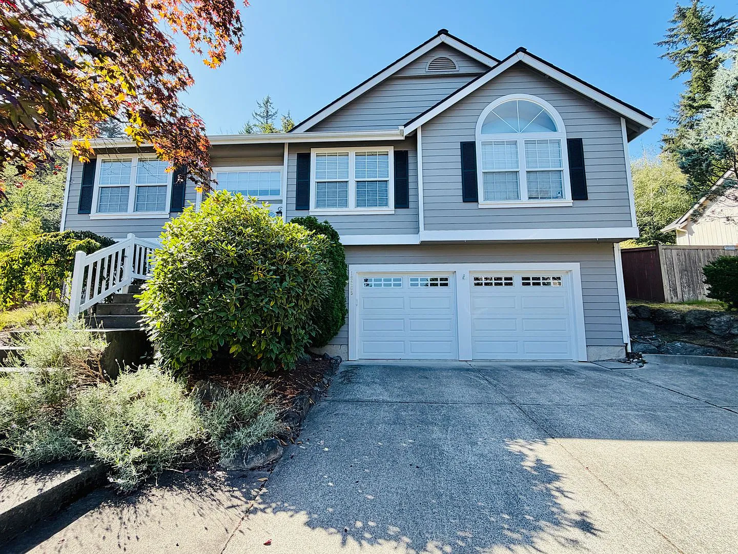 3 Bedroom Deer Run Home in Poulsbo — Photo 1