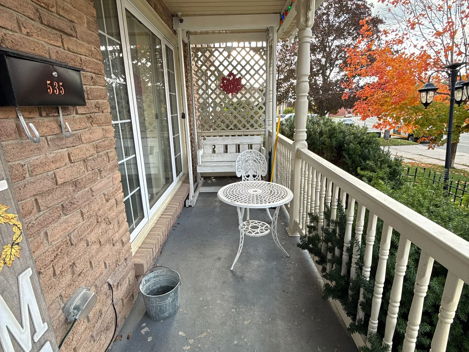 3 bed, $2,500 — Photo 2