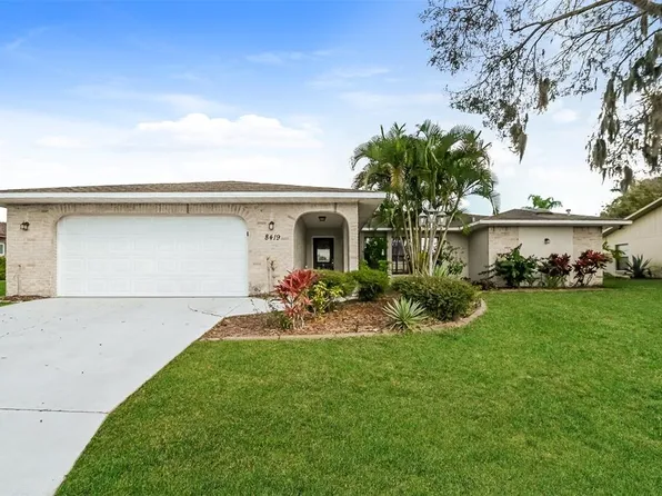 8419 Brandeis Cir E, Sarasota, FL 34243