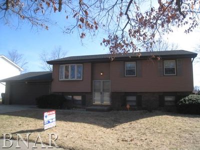 1112 Andover St, Bloomington, IL, 61704