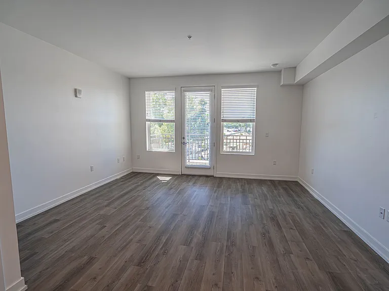 Monticello Apartment Homes — Photo 40