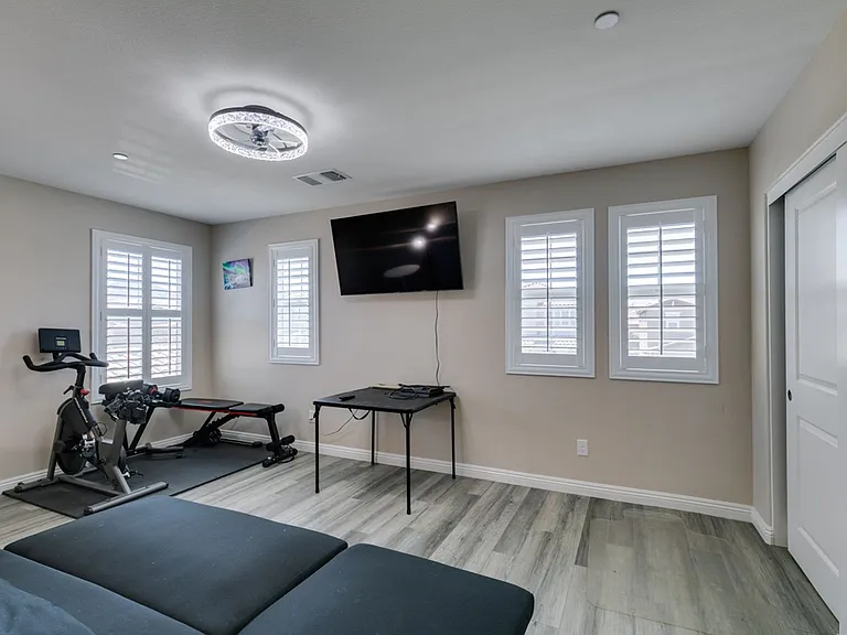3496 Calentina Ave — Photo 36
