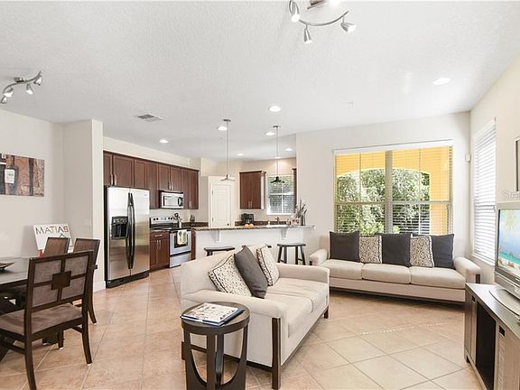 3rd image of 4937 Luge Ln