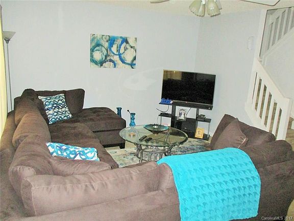 2nd image of 7663 Petrea Ln #7663