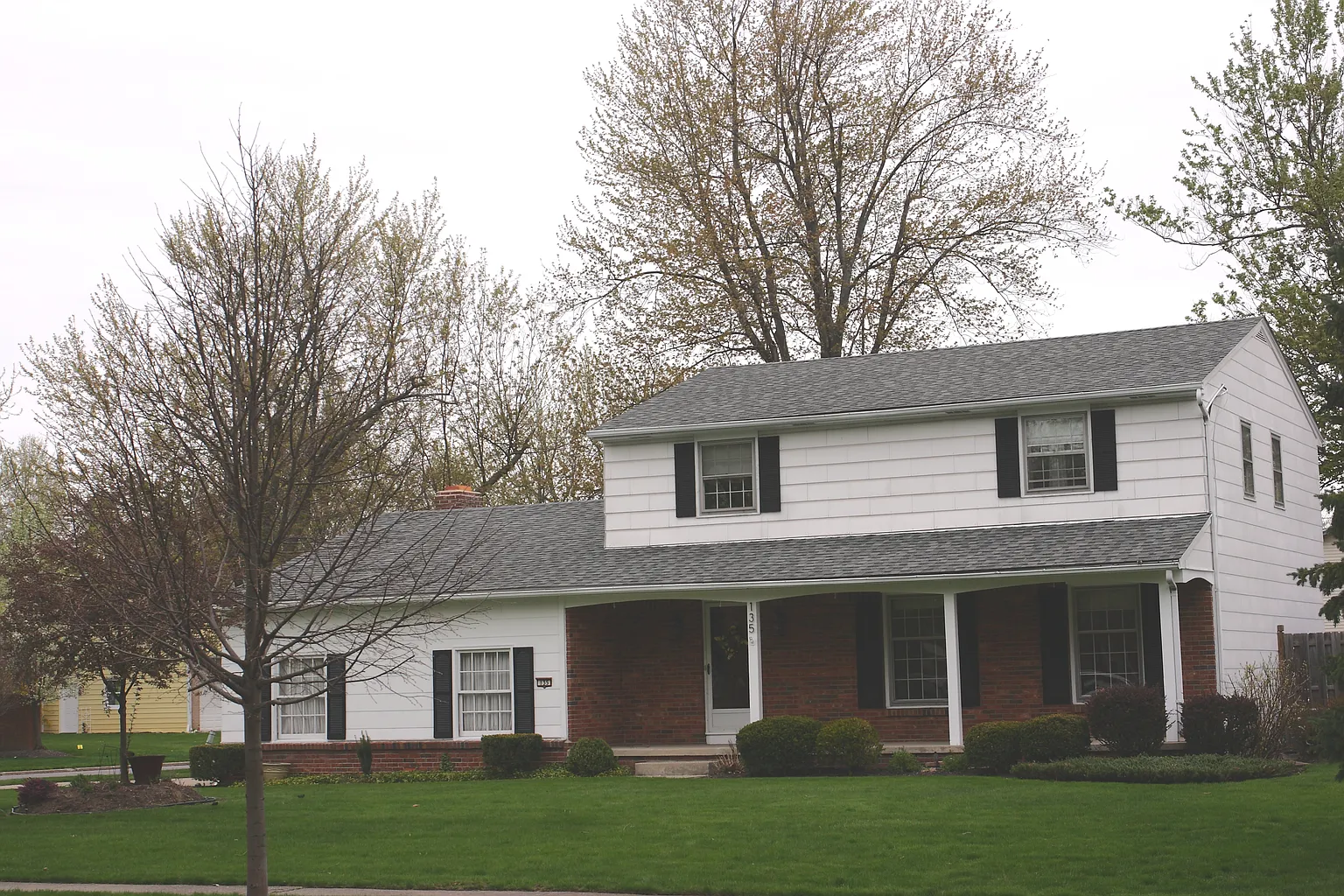135 Cherrywood Dr photo 1