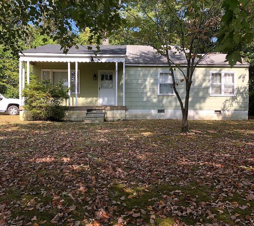 1st image of 21 Woodstock Ln