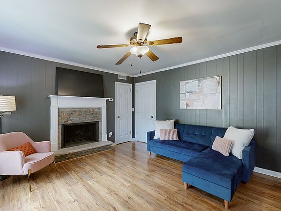 5th image of 2104 Farley Pl