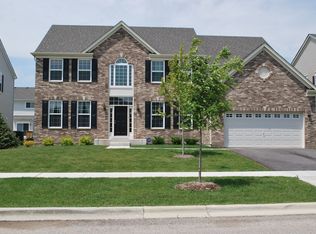 2062 Bonita Ln, Hoffman Estates, IL 60192