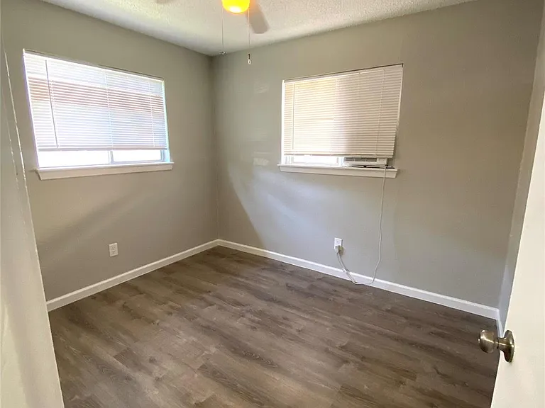 404 Swanee Dr #B — Photo 4