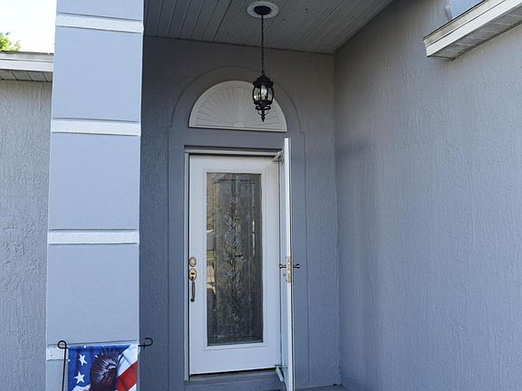 5th image of 1735 Dartmouth Dr