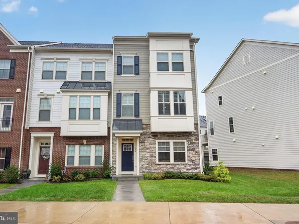 830 Sawback Sq NE, Leesburg, VA 20176