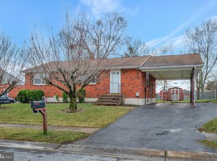 54 Tiverton Cir, Newark, DE 19702