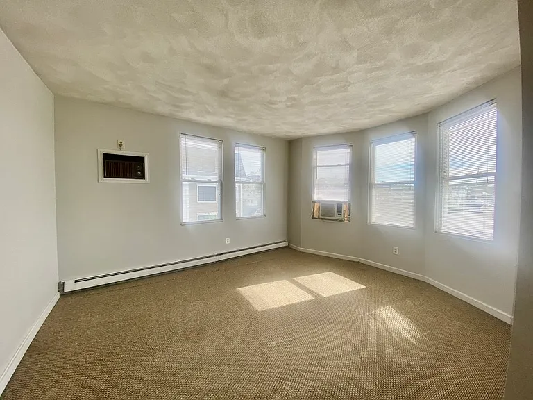 594 Somerville Ave #2B — Photo 16