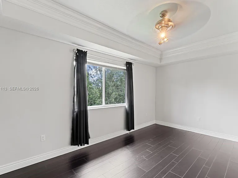 1110 NE 1st Ave #1110 — Photo 10