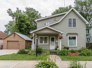 225 S James Ave, Reedsburg, WI 53959
