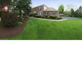 4 Adams Ln, Lawrence Township, NJ 08648