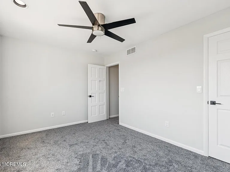 385 Aldo Dr — Photo 39