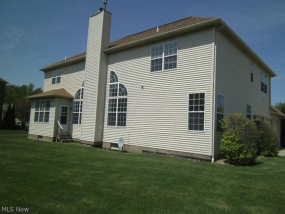 2nd image of 3084 Abrams Dr
