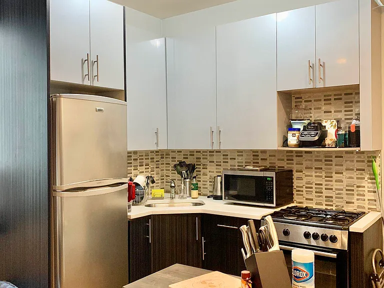39 Suydam St #2L — Photo 6
