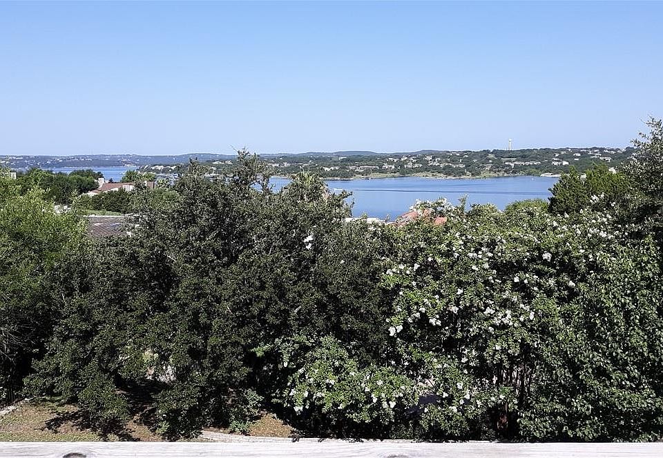 1st image of 529 Rock Bluff Dr