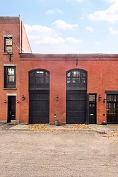 8 Grace Court Alley in Brooklyn Heights