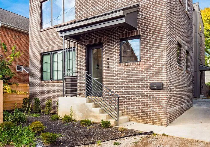 460 South Ln — Photo 13