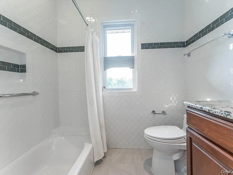 942 Greenfield Rd — Photo 14