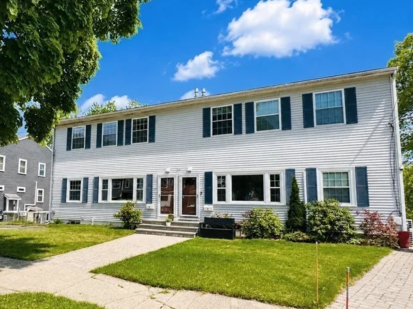 11 Hargrave Cir #B, Newton, MA 02461